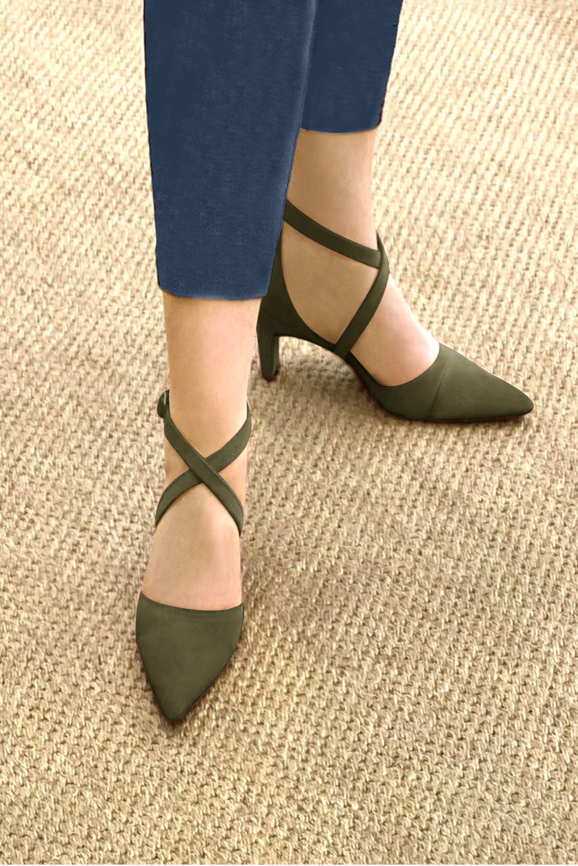 French elegance and refinement for these khaki green dress open side shoes, with crossed straps, 
                available in many subtle leather and colour combinations. This charming model with its thin crossed straps will sublimate your foot.
Perfect for feminizing and enhancing basic outfits.
To personalize or not, according to your outfits or your desires.  
                Matching clutches for parties, ceremonies and weddings.   
                You can customize these shoes to perfectly match your tastes or needs, and have a unique model.  
                Choice of leathers, colours, knots and heels. 
                Wide range of materials and shades carefully chosen.  
                Rich collection of flat, low, mid and high heels.  
                Small and large shoe sizes - Florence KOOIJMAN